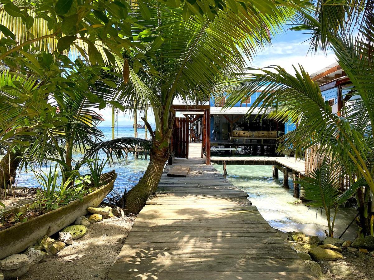 Casa Acuario Boutique Hotel โบกัสทาวน์ ภายนอก รูปภาพ