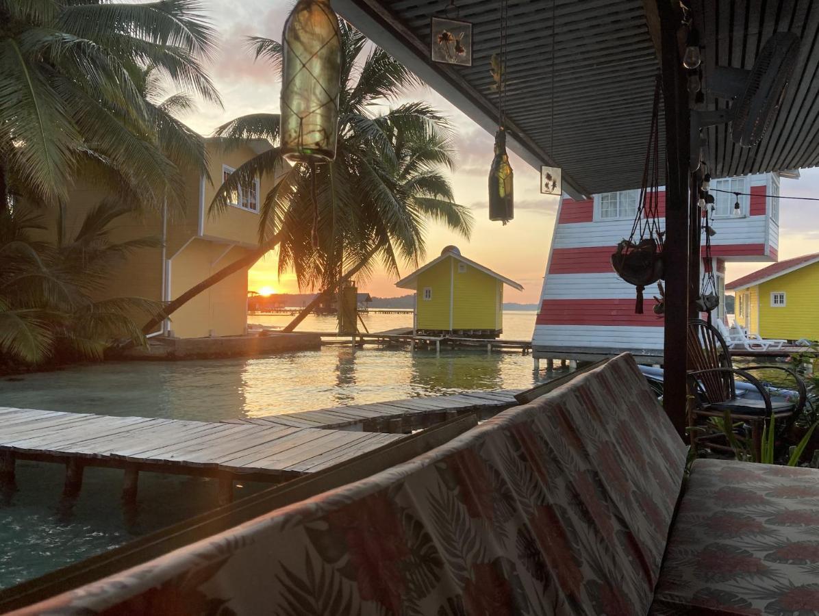Casa Acuario Boutique Hotel โบกัสทาวน์ ภายนอก รูปภาพ