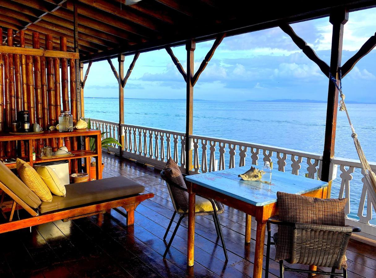 Casa Acuario Boutique Hotel โบกัสทาวน์ ภายนอก รูปภาพ